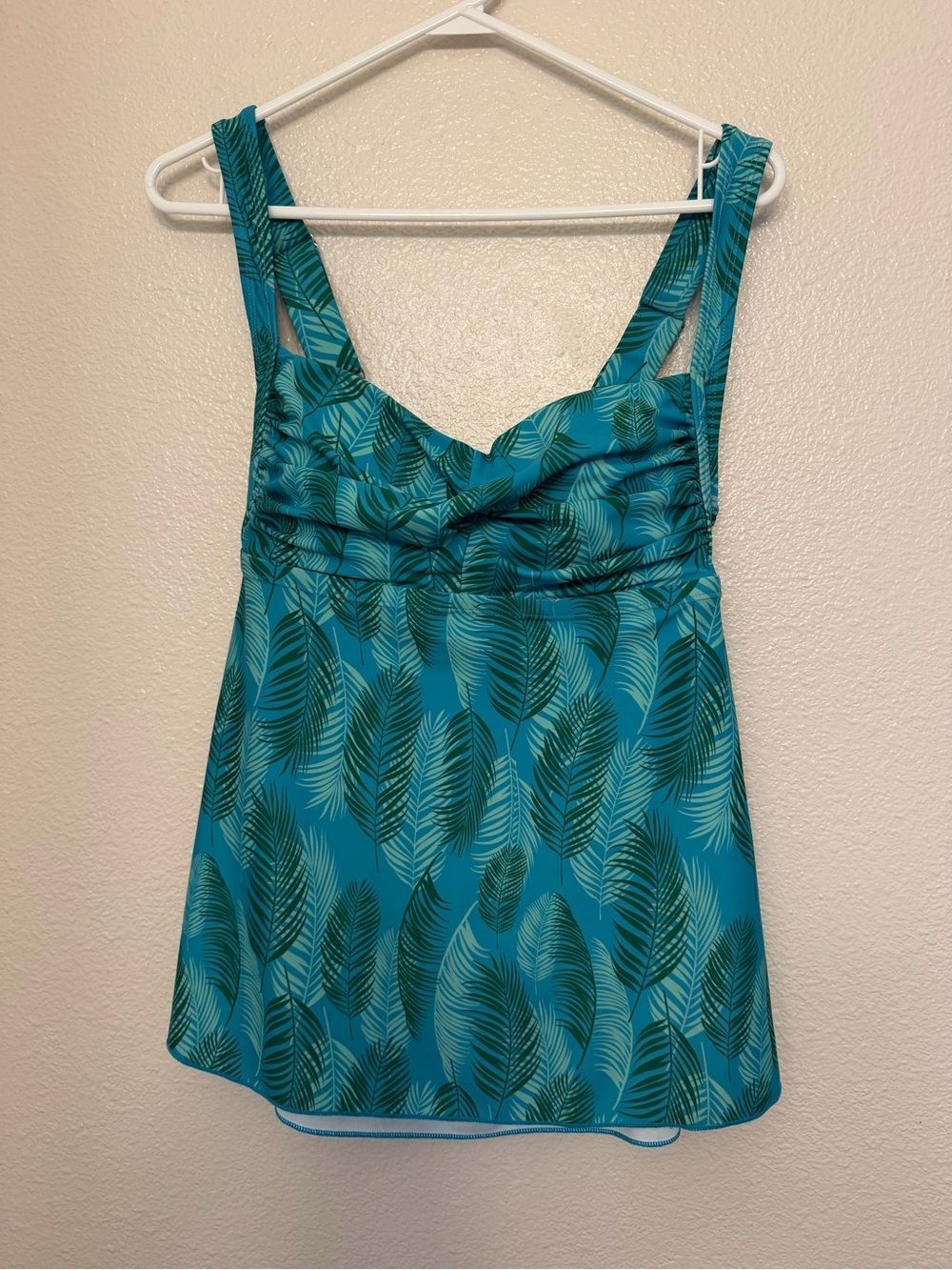 Tahiniātropical Queen green padded Tankini Swim Top XL c cup